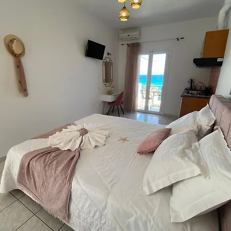 Athena Kythera 3* Diakofti