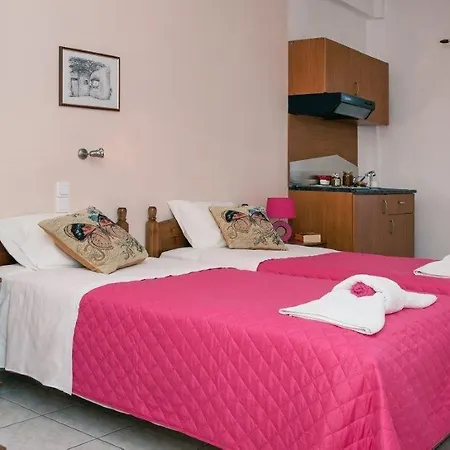 Athena Kythera מלון דירות Diakofti