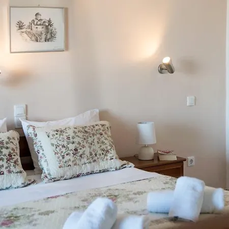 Athena Kythera מלון דירות Diakofti