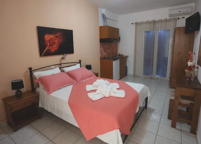 Athena Kythera Aparthotel