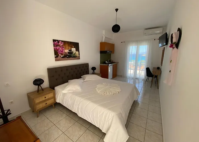 Aparthotel Athena Kythera Diakofti