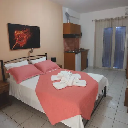 Athena Kythera Apartahotel