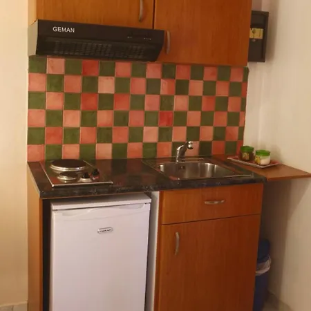 Athena Kythera Apartahotel Diakofti