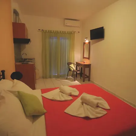 Athena Kythera Диакофти