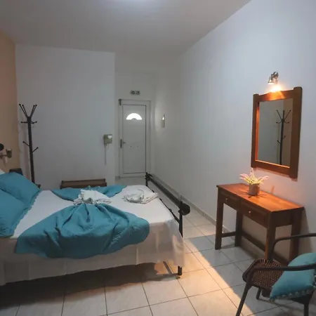 Athena Kythera Apartahotel 3*