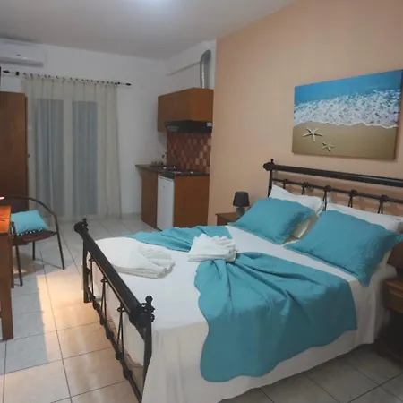 Athena Kythera Apartahotel Diakofti