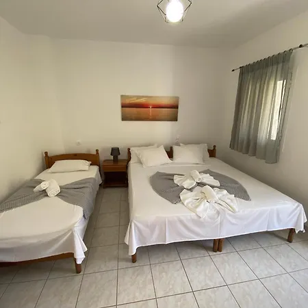 Athena Kythera Диакофти