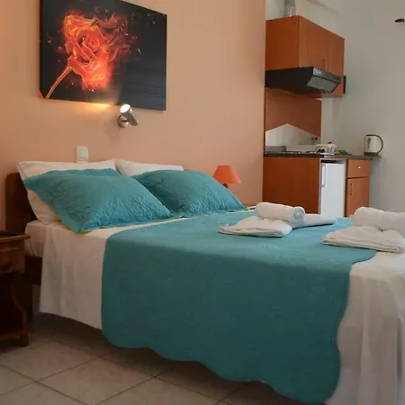 Athena Kythera Apartahotel