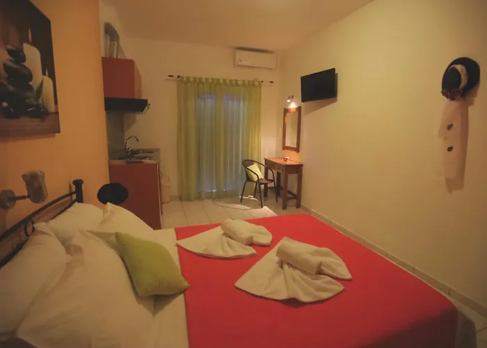 Athena Kythera Διακόφτι