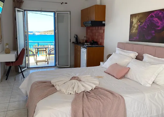 Athena Kythera Apart Otel